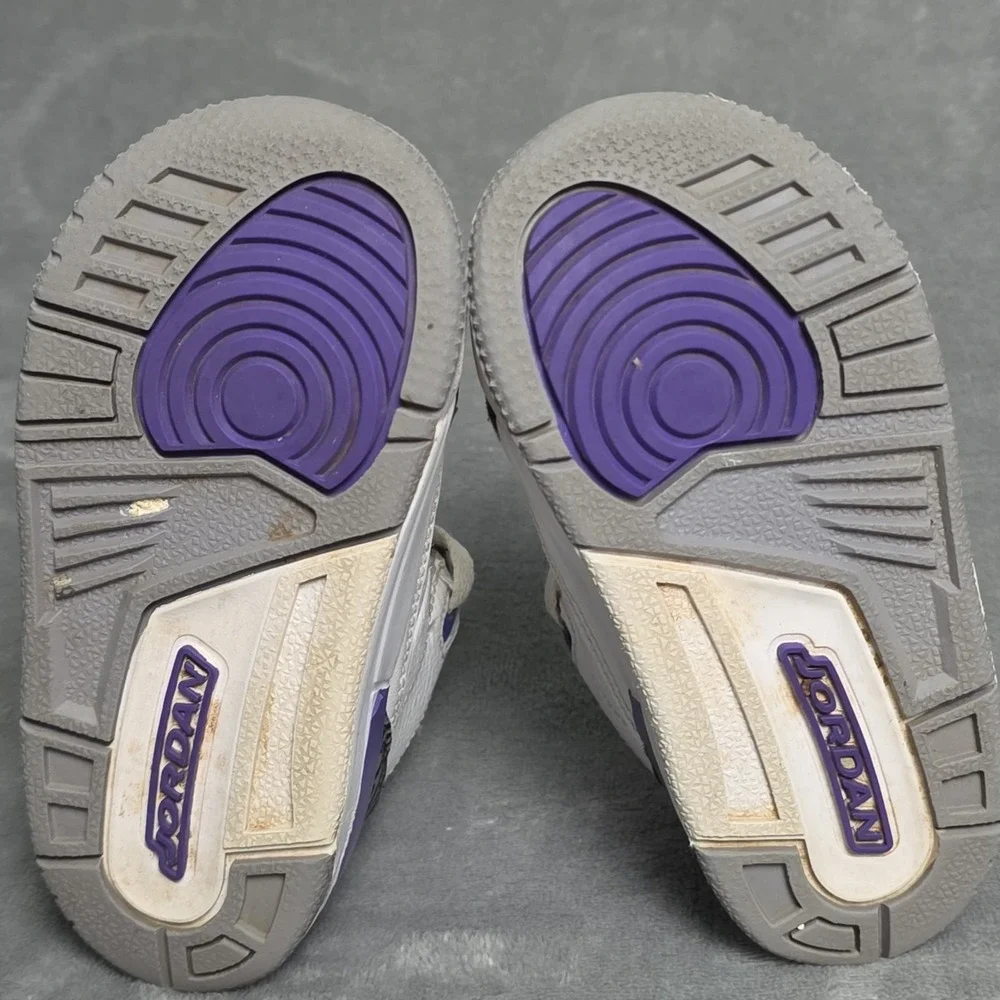 Jordan Baby Boy's 3 Retro (Infant/Toddler) White/Black/Dark‎ Iris/Cement Grey 6C